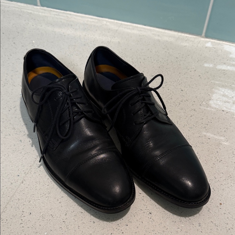 Cole Haan Black Leather Oxfords